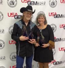 Rene & Edie Jones were first time recipients of the USAGEM Duo Of The Year Award. Rene was a big winner and also garnered awards for Entertainer, Male Vocalist, Song, and Video.  