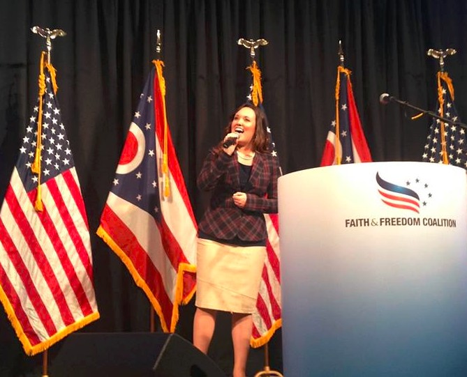 Fayth Lore Performs National Anthem at Faith and Freedom Coalition Event in Ohio