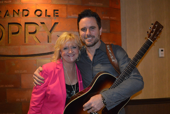 Best-selling comedian Chonda Pierce and Charles Esten, star of CMTâ€™s hit television series, "Nashville," backstage at the Grand Ole OpryÂ®.