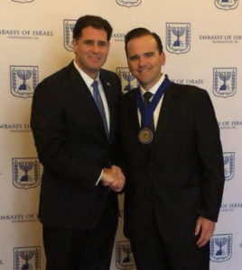 Pastor Matt Hagee (r) and Israeli Ambassador to the U.S. Ron Dermer at the Embassy of Israel in Washington, D.C.
