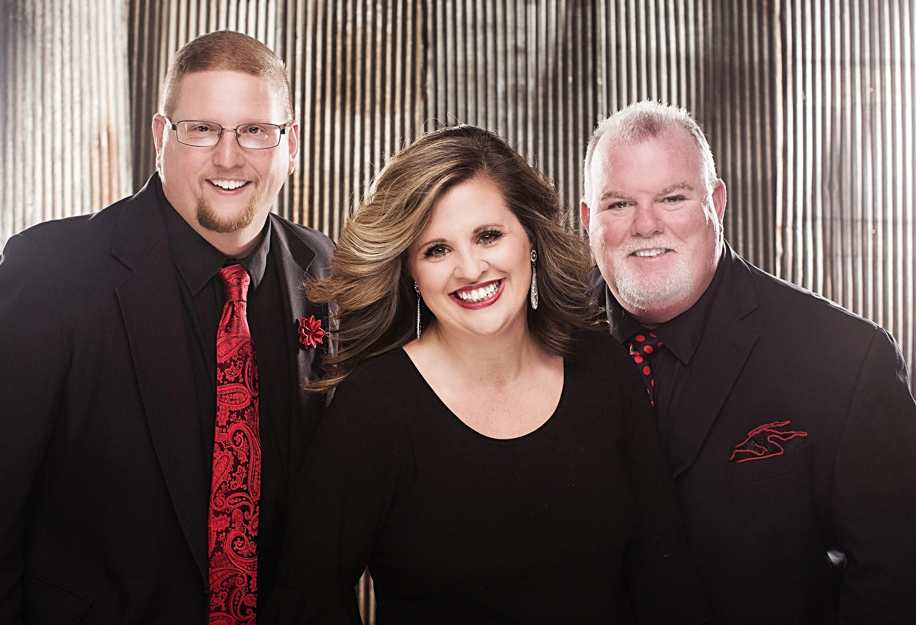 CHAPEL VALLEY SIGNS RECORDING CONTRACT WITH SURRENDERED OF GADSDEN, ALABAMA