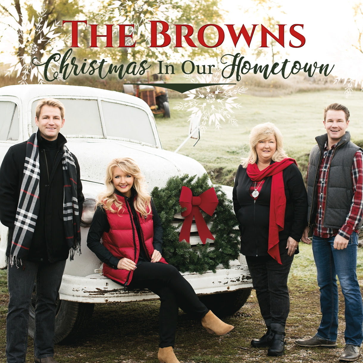 POPULAR FAMILY GROUP, THE BROWNS, RELEASE NEW CHRISTMAS RECORDING